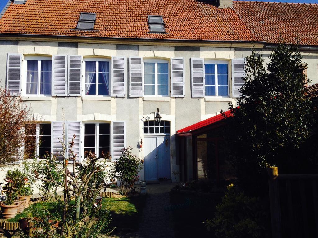 Comme A La Maison Panzió Tours-sur-Marne Szoba fotó