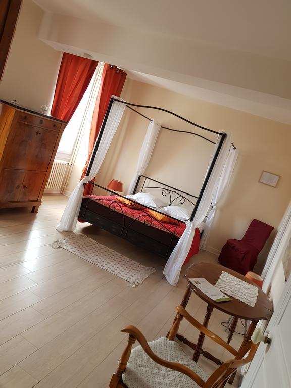 Comme A La Maison Panzió Tours-sur-Marne Kültér fotó